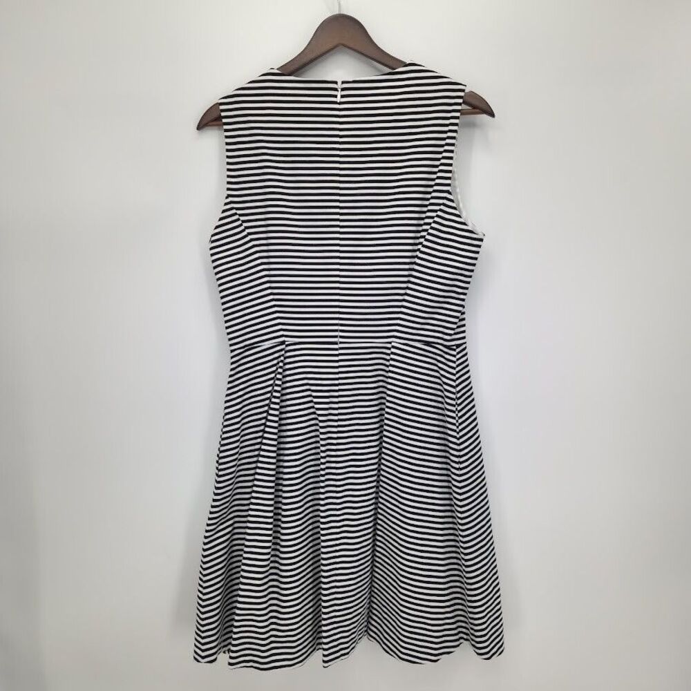 Kate Spade Saturday Let Loose Dress Fit Flare Black White Stripe Size 8 - Picture 3 of 5